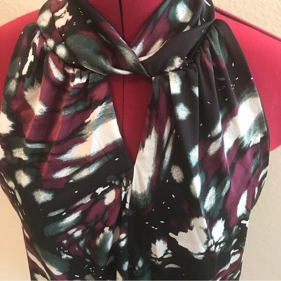 The Limited Top Women Size Med Whirled Ink Bold Print Sleeveless Halter Top NWT - Picture 10 of 14